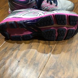 COPY - ASICS running shoes